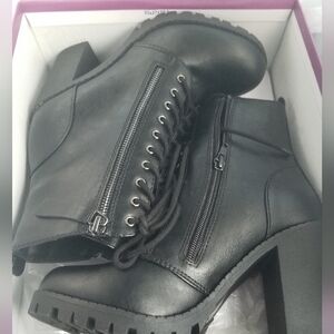 Black Women's Ankle Boots